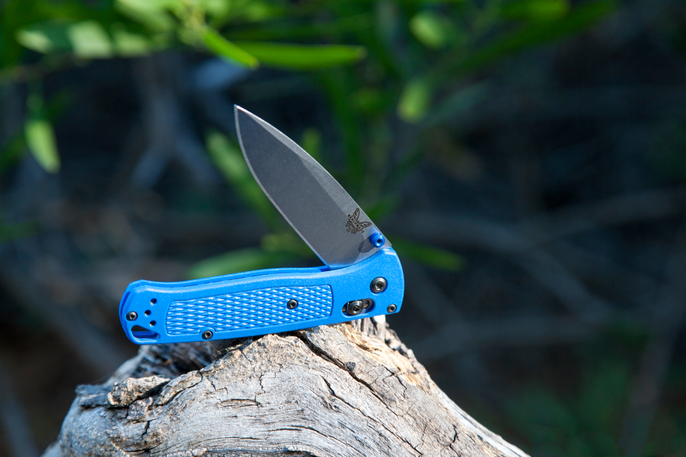 Benchmade - Bugout 535 EDC Manual Open Folding Knife - Drop-Point Blade - Serrated Edge - Satin Finish - Blue Grivory Handle